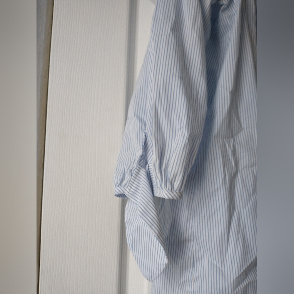 Signature Studio Blue And White Striped Off The Shoulder Blouse Sz  Small - Picture 3 of 5
